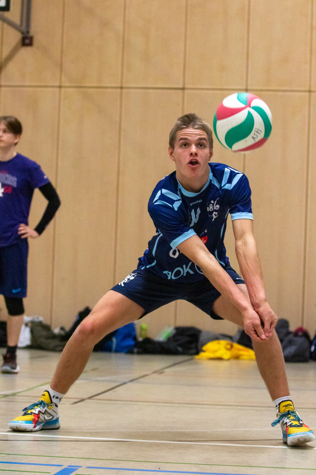 Wenn's eng wird, die Nerven behalten. Foto: Volleyballfreak